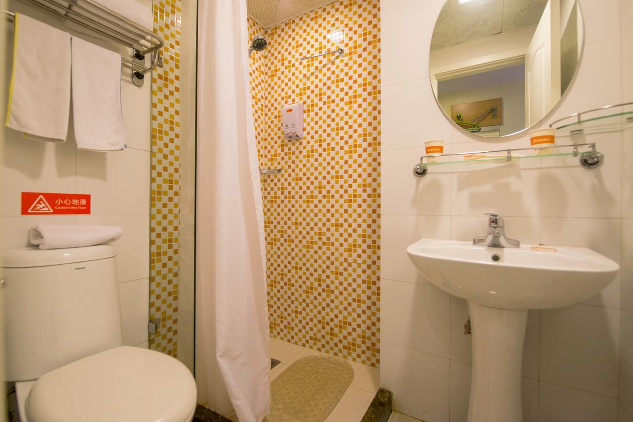 Home Inn Shanghai Daning International Guangzhong Road Circus City Exterior foto